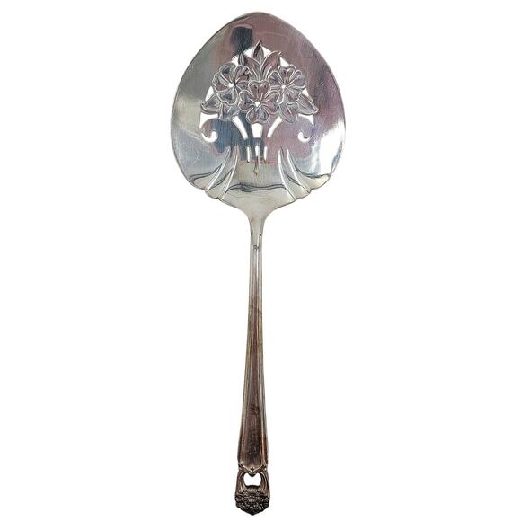 Rogers Brothers Silverplate Eternally Yours Coquette Pierced Tomato Server - Picture 1 of 10